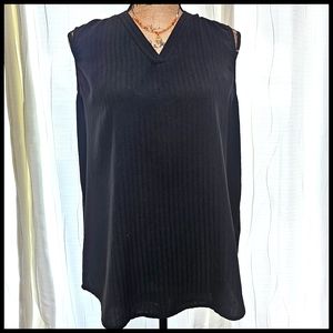 Adrianna Papell Black Sleeveless Blouse in Size Large